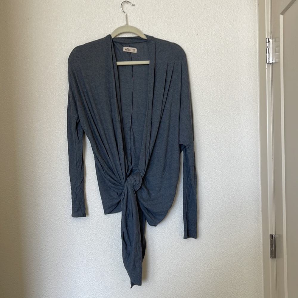 Hollister M/L Gray High/low Long Sleeve Top